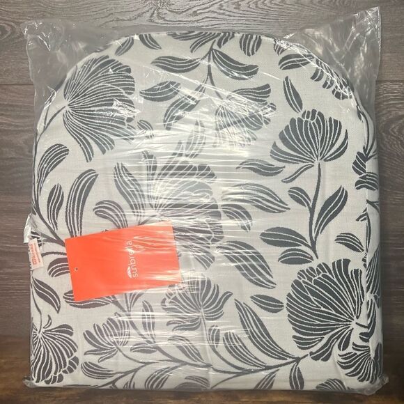 The Company Store Sunbrella Contoured Chair Cushion,Navy Floral, 20” x 20”, NWT! - Picture 4 of 16